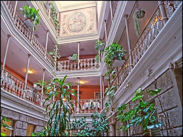 Atrium Hotel Blume Baden Switzerland wallpaper